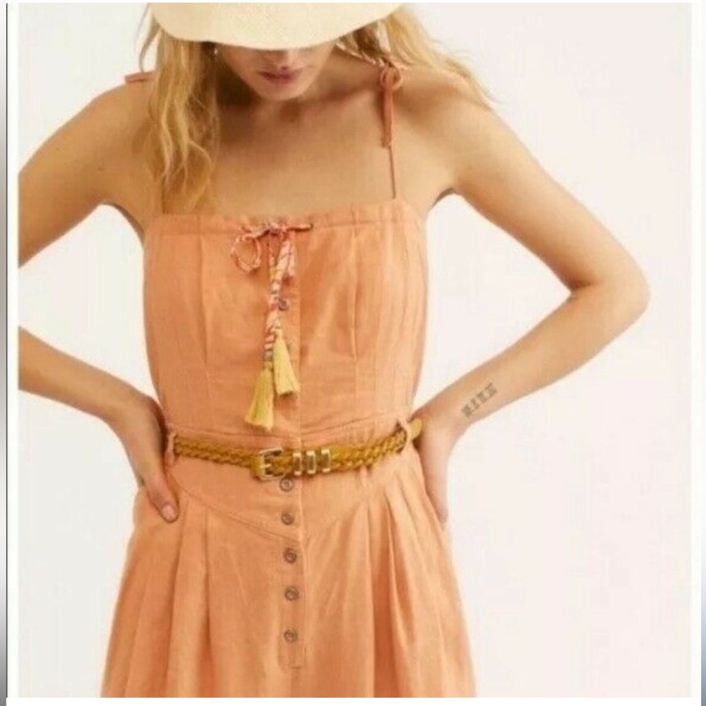 FreePeople Roslyn jumpsuit in peach color🍑 💐🌷🌺